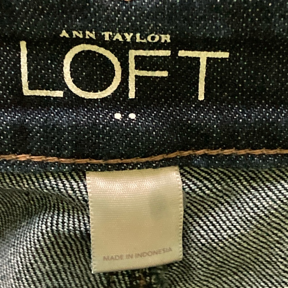 NWOT Ann Taylor LOFT Modern Straight Leg Denim Jeans - Picture 6 of 8